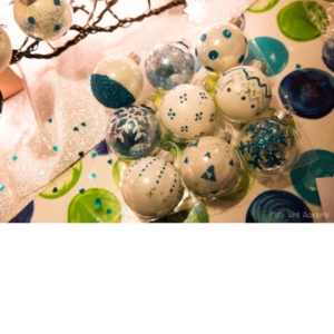 Blitz Ontwerpt Workshop Kerstballen versieren
