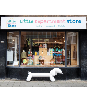 Winkelruit belettering gevelreclame Little Department Store Blitz Ontwerpt